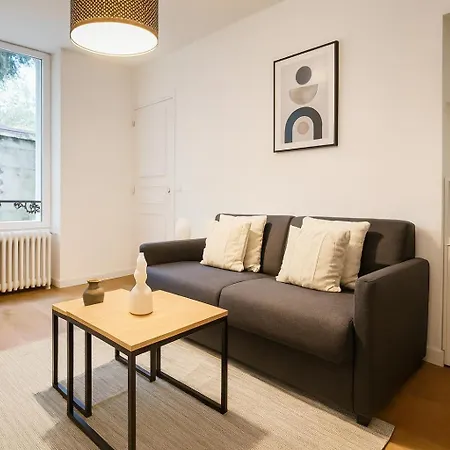 Joli 2 Pieces Au 15eme * Paris