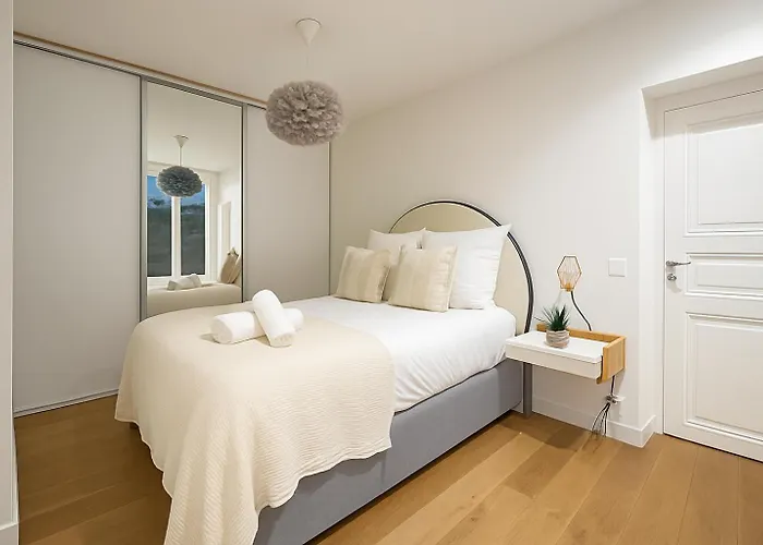 Joli 2 Pieces Au 15eme