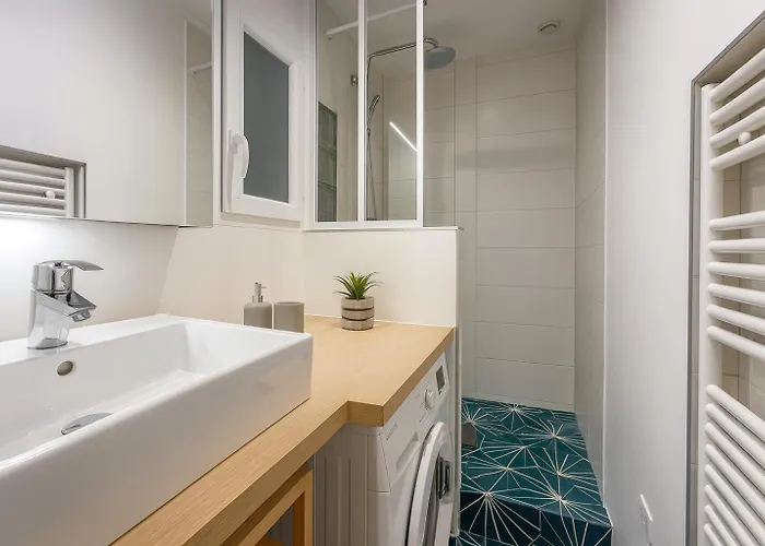 Joli 2 Pieces Au 15eme * Paris